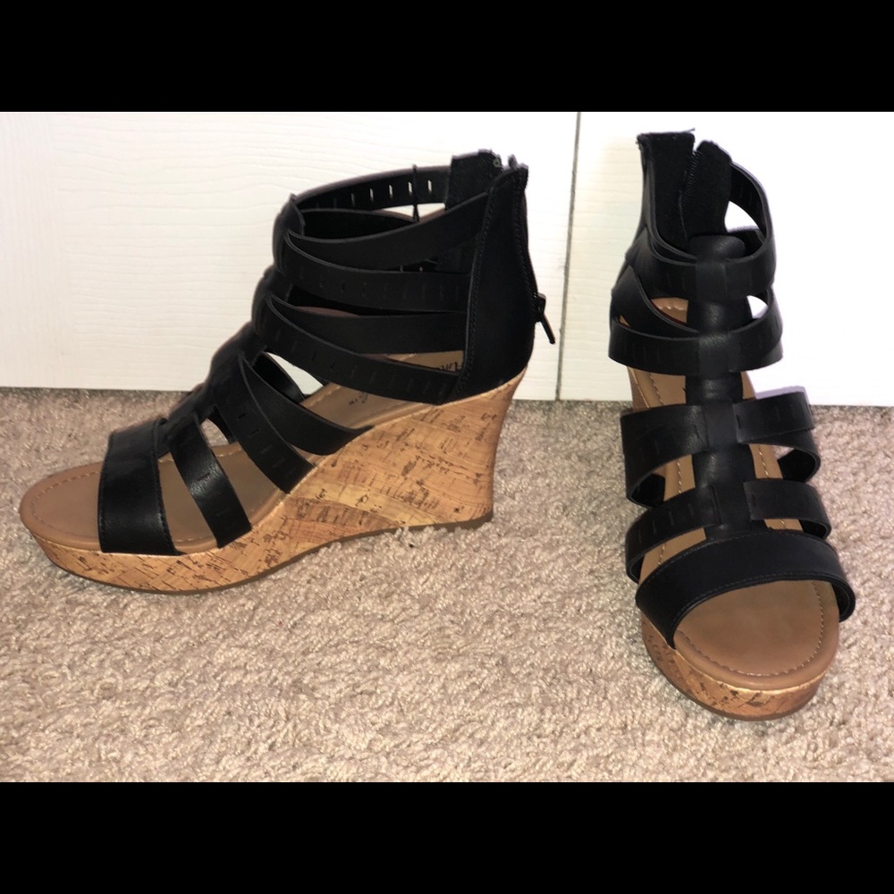 American Eagle Wedge Heels